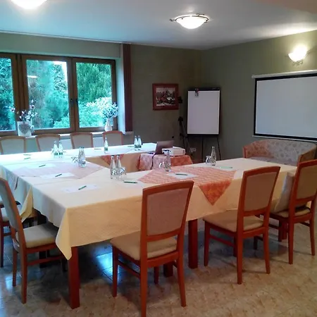 U Labe Gasthof Hradec Králové